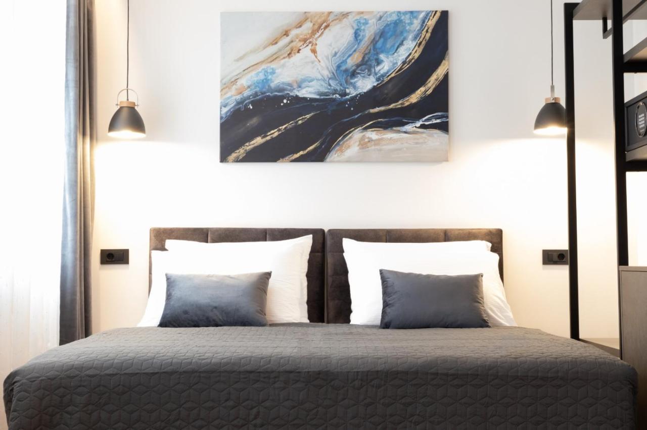 Apartmani Mozart-Centar וירוביטיצה מראה חיצוני תמונה