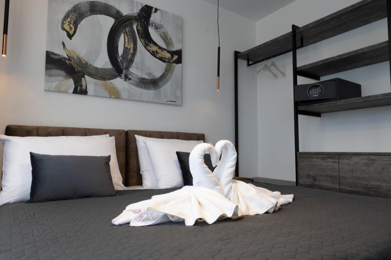 Apartmani Mozart-Centar וירוביטיצה מראה חיצוני תמונה