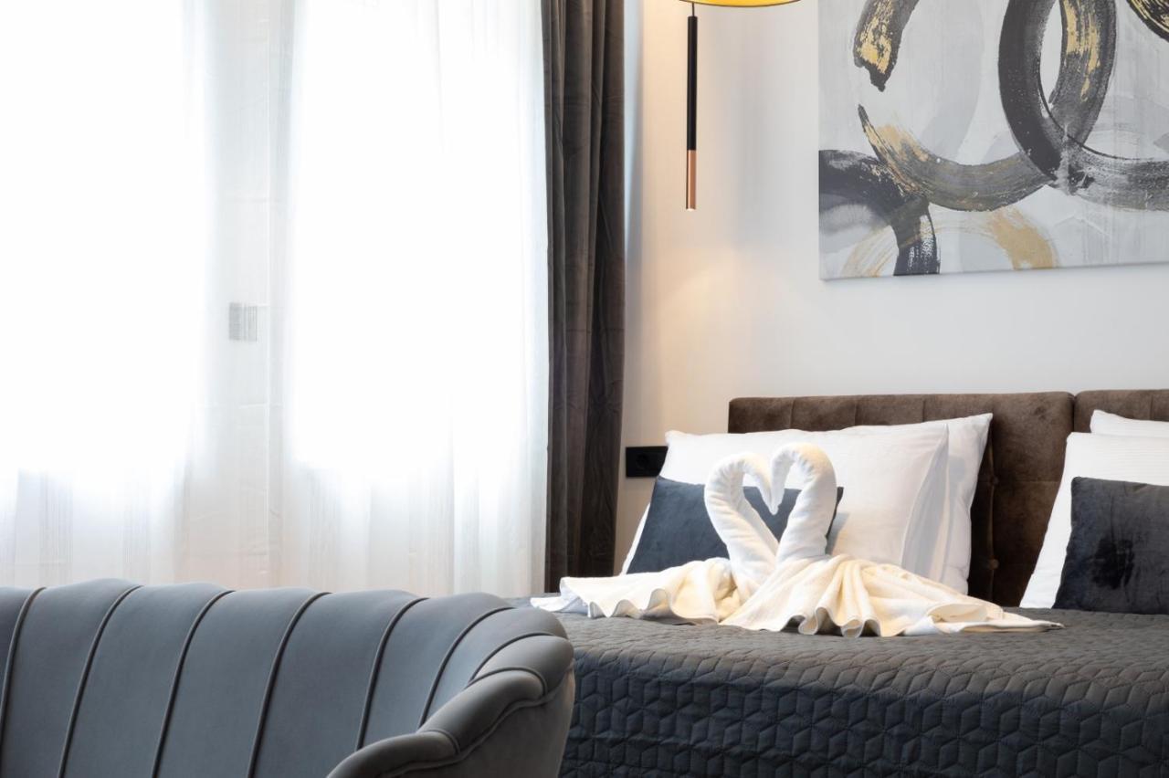 Apartmani Mozart-Centar וירוביטיצה מראה חיצוני תמונה