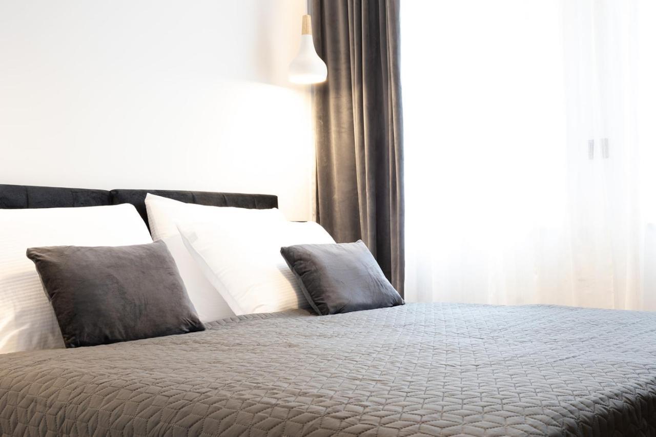 Apartmani Mozart-Centar וירוביטיצה מראה חיצוני תמונה