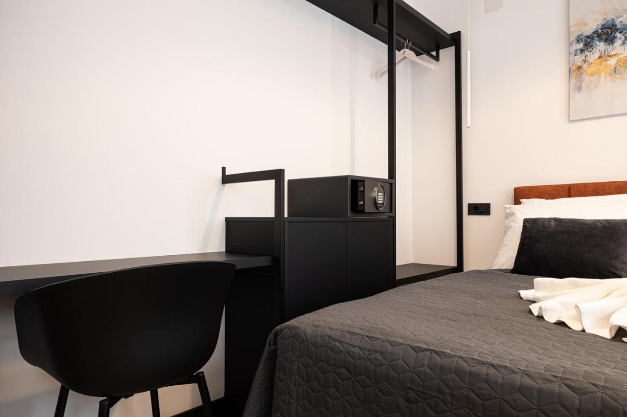 Apartmani Mozart-Centar וירוביטיצה מראה חיצוני תמונה