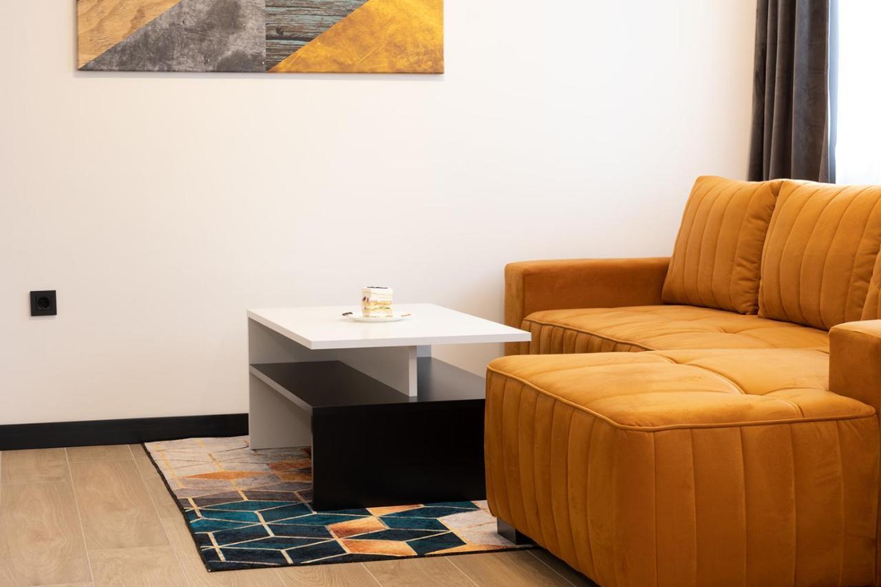 Apartmani Mozart-Centar וירוביטיצה מראה חיצוני תמונה