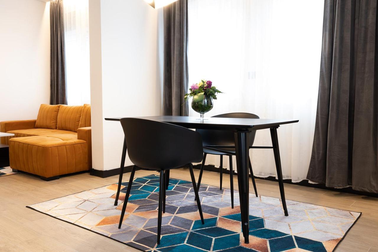 Apartmani Mozart-Centar וירוביטיצה מראה חיצוני תמונה
